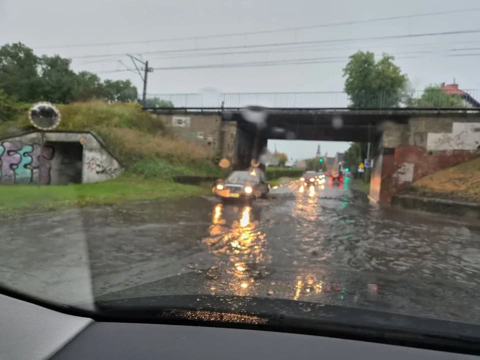 Burza w Jarocinie i okolicy — zdjęcie 1 z 3