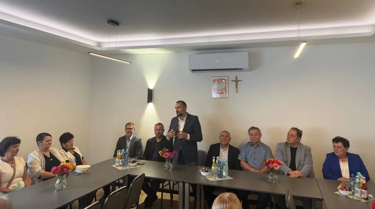 Nowa świetlica w Przybysławiu — zdjęcie 1 z 8