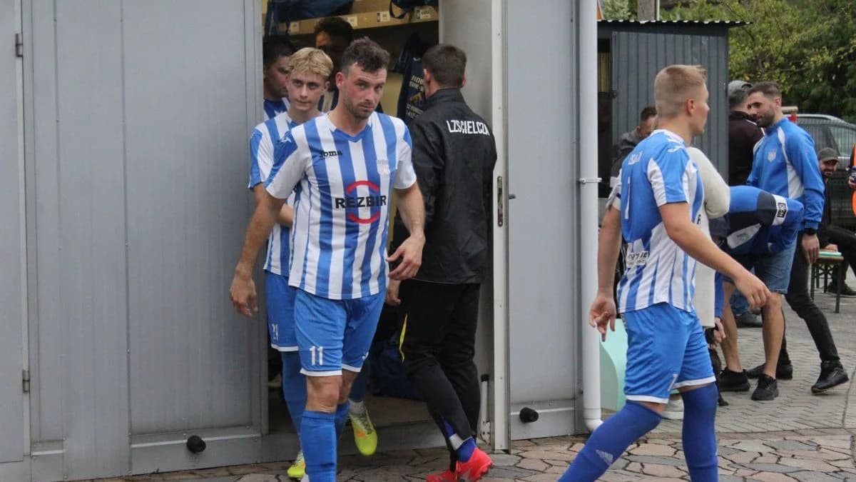 Za nami pierwsze w tym sezonie derby powiatu jarocińskiego. LZS Cielcza pokonał w nich GKS Jaraczewo