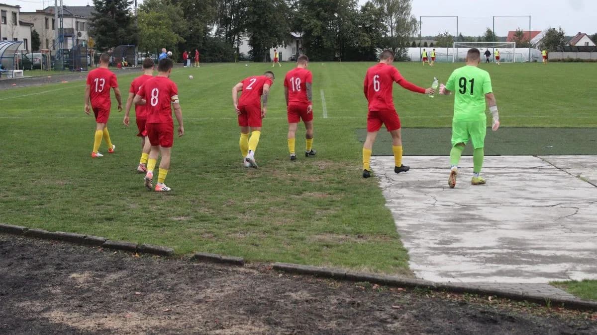 Za nami pierwsze w tym sezonie derby powiatu jarocińskiego. LZS Cielcza pokonał w nich GKS Jaraczewo