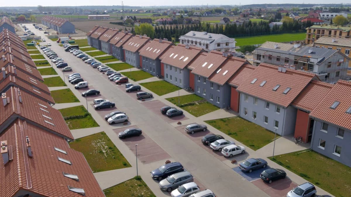 Kto wynajął czynszówkę, w której mieszka burmistrz Jarocina i czy przyznano ją poza kolejką? JTBS zabiera głos