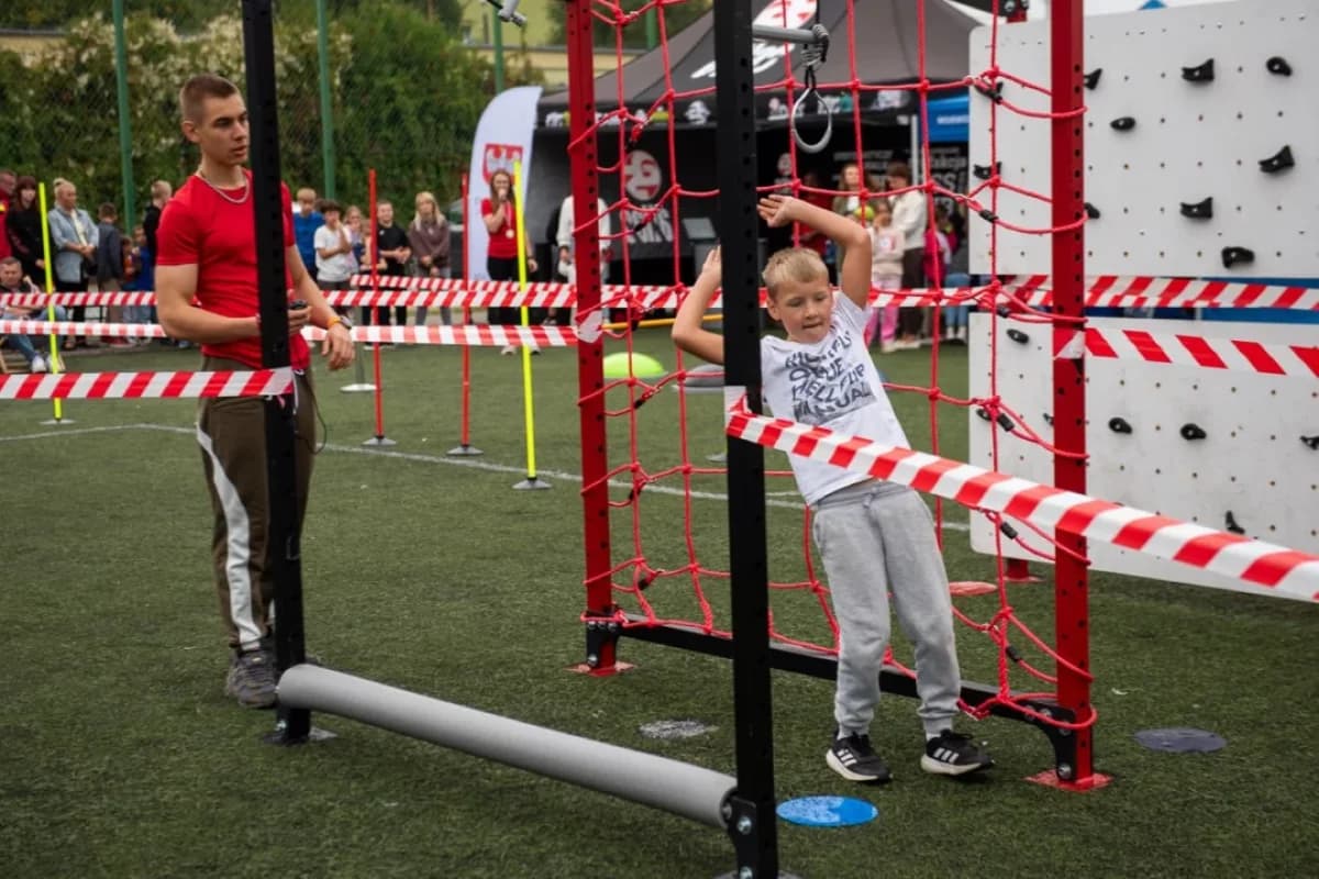Ninja Warrior na orliku w Jarocinie. Za nami „Jungle Race” [ZDJĘCIA]