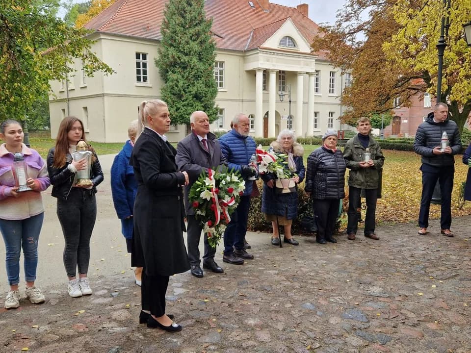 Pamiętali o rocznicy utworzenia obozu przejściowego w Cerekwicy Nowej — zdjęcie 4 z 7