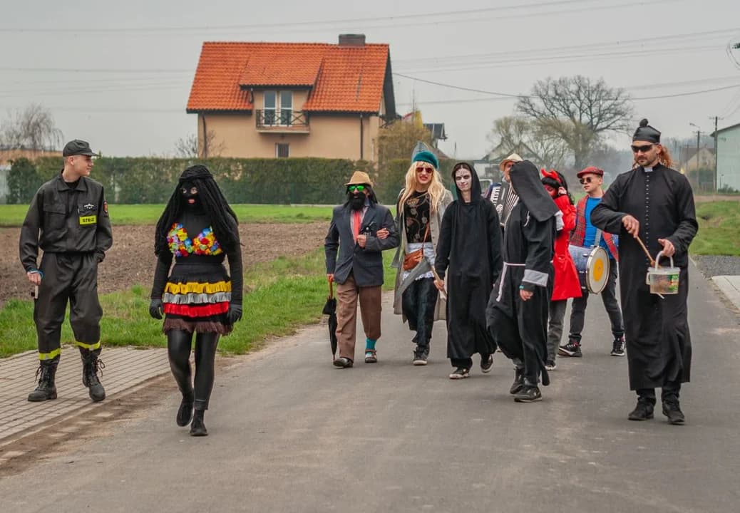 Oto finaliści konkursu fotograficznego „Niedźwiedzie 2023”. Zobaczcie zdjęcia