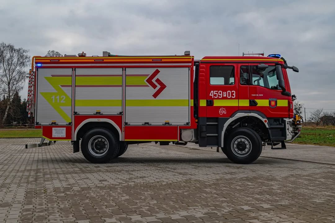 Nowy wóz bojowy dla OSP Jaraczewo [ZDJĘCIA]