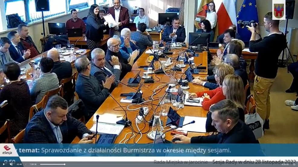 Burmistrz Jarocina Adam Pawlicki nagrodził starostę Lidię Czechak. Niewielu się tego spodziewało [ZDJĘCIA]