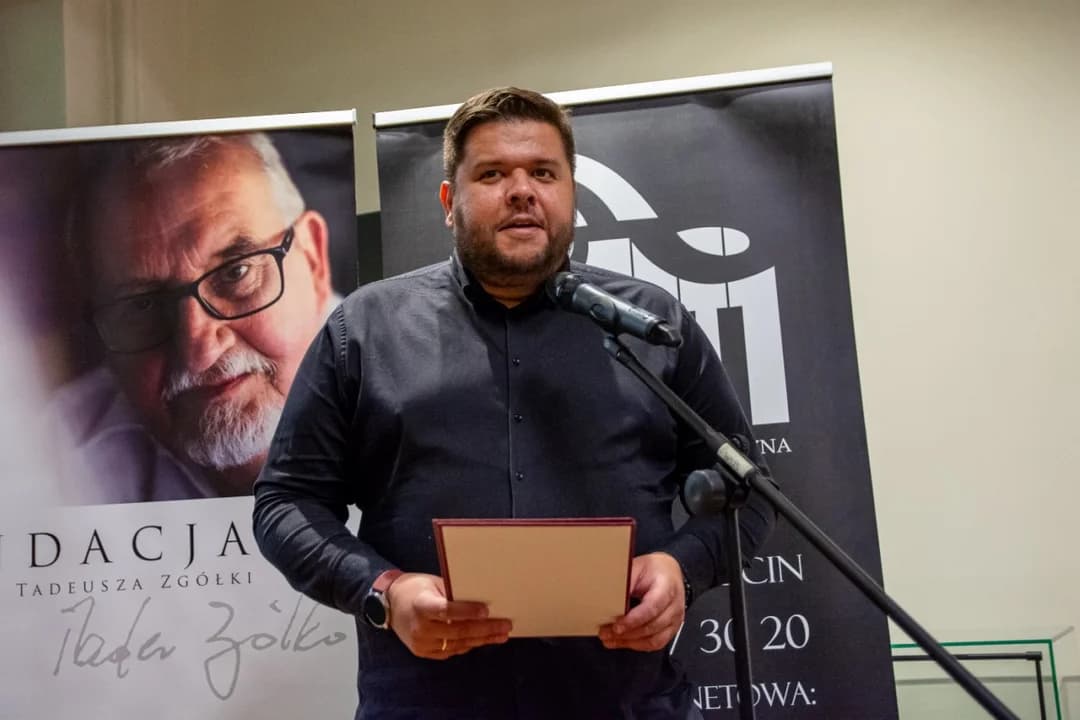 Uczniowie Ogólnokształcącej Szkoły Muzycznej z Poznania wystąpili na koncercie w Jarocinie [ZDJĘCIA] — zdjęcie 2 z 32