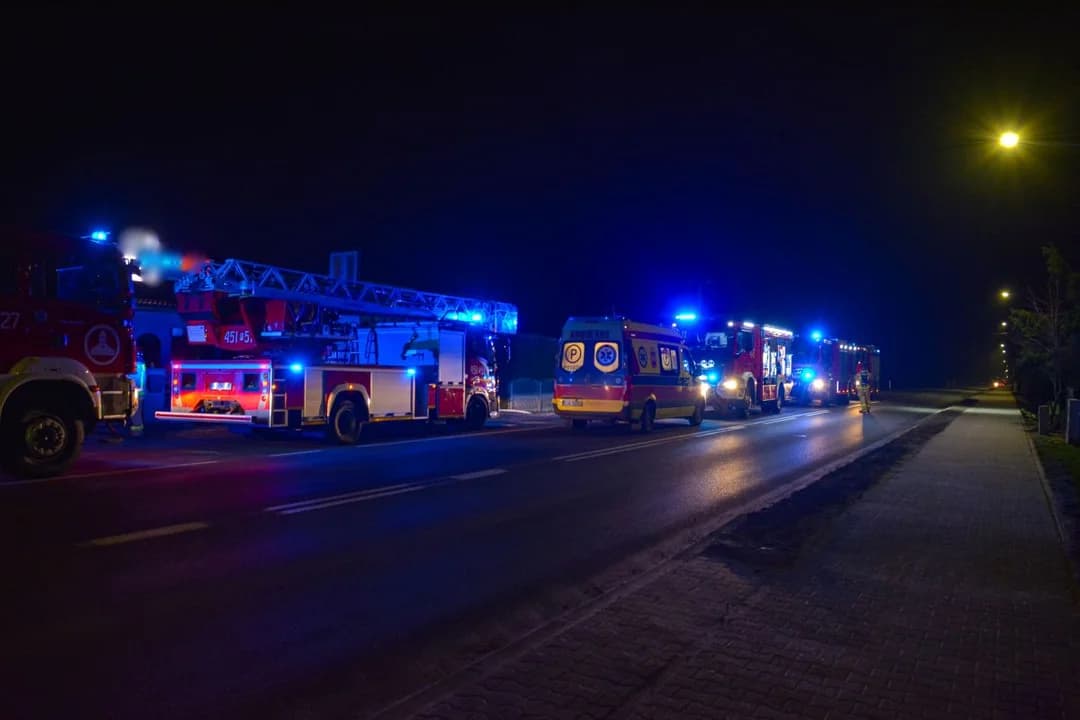 Pożar w Witaszyczkach i lądowanie LPR-u w Kotlinie — zdjęcie 2 z 26