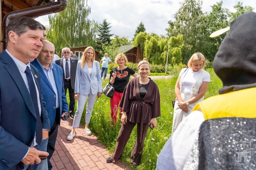 Wiceminister rolnictwa w Jarocinie i nie tylko. Z kim się spotkała i o czym rozmawiała? [ZDJĘCIA] — zdjęcie 5 z 32