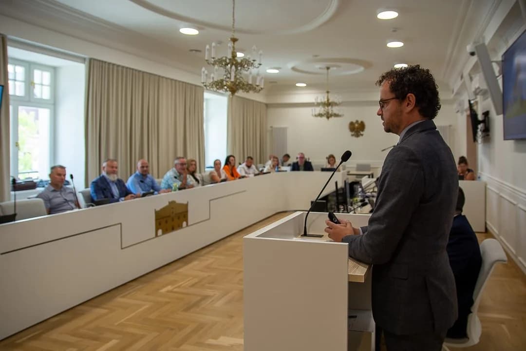 Udzielenie absolutorium byłemu burmistrzowi będzie przedmiotem obrad Rady Miejskiej w Jarocinie [ZDJĘCIA] — zdjęcie 5 z 27