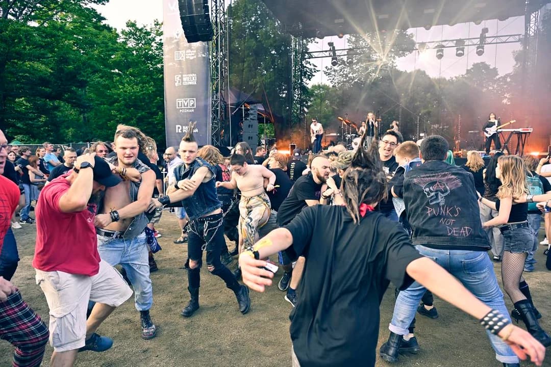 Trwa finał Wielkopolskich Rytmów Młodych w jarocińskim amfiteatrze [ZDJĘCIA]