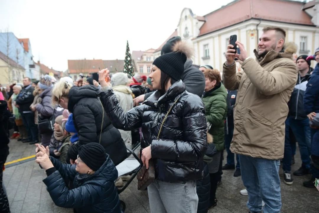14. Jarocińskie Kolędowanie z Orszakiem Trzech Króli. Najwięcej było przedszkolaków  [ZDJĘCIA]