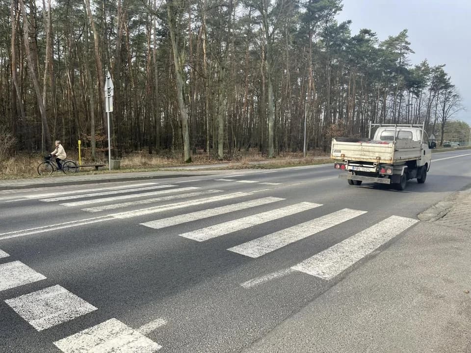 Po śmiertelnym wypadku będą zmiany w oznakowaniu na przejściu dla pieszych w Cielczy