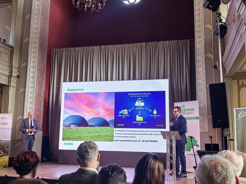 Konferencja "Zielona Perspektywa SGB" w Ostrowie Wlkp., czyli co  banki spółdzielcze mogą zaoferować przedsiębiorcom [ZDJĘCIA] — zdjęcie 4 z 5