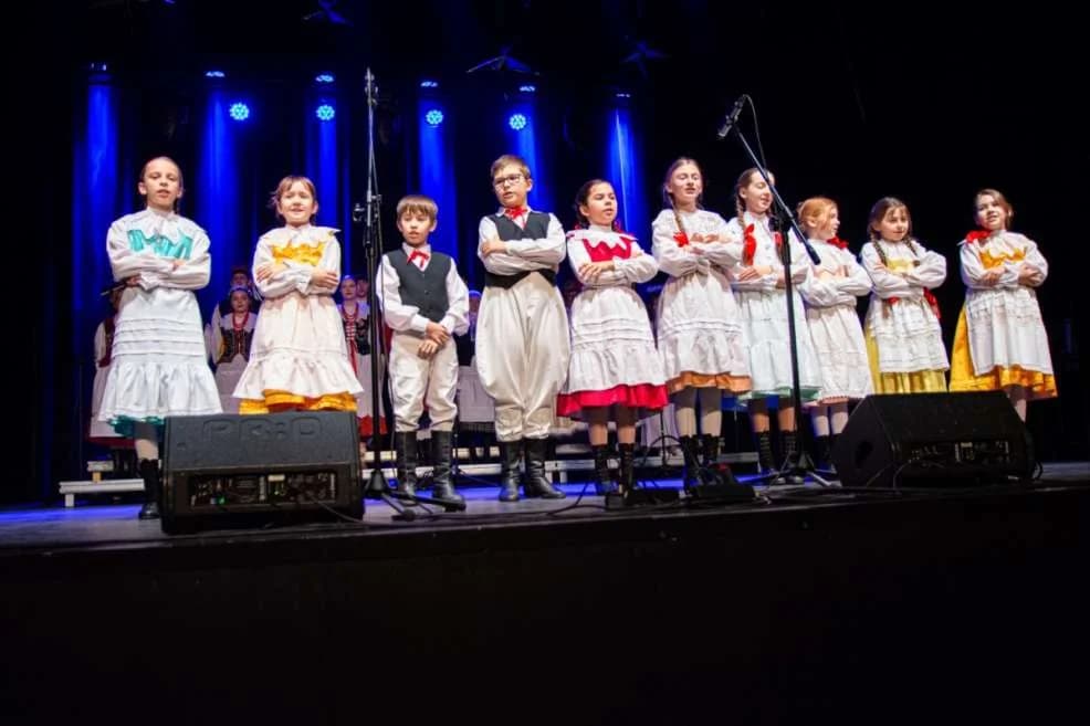 Koncert z okazji Dnia Babci i Dziadka w JOK Jarocin — zdjęcie 4 z 52