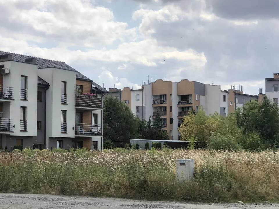 W Jarocinie powstanie wybieg dla psów. Nawet dwa na jednym osiedlu — zdjęcie 2 z 21