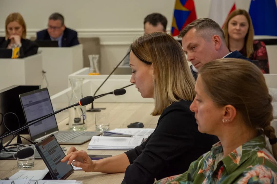 Burzliwie o nowej wysokości diet w Radzie Miejskiej w Jarocinie. Była przewodnicząca rady przeprasza [ZDJĘCIA, SONDA]
