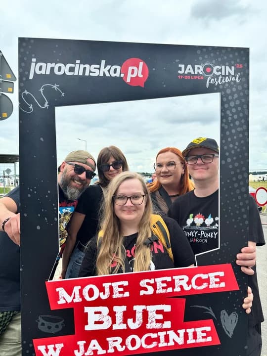 Drugi dzień Jarocin Festiwal 2025 w festiwalowej ramce
