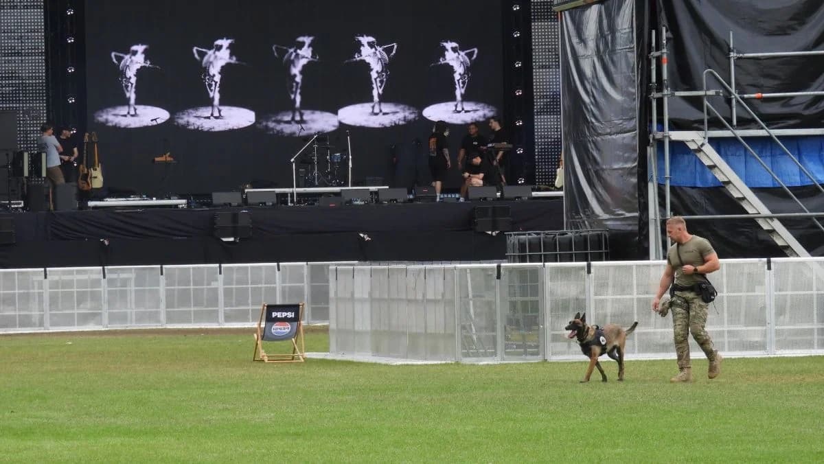 Każdego dnia teren festiwalu był szczegółowo sprawdzany przez policjantów, w tym także przez specjalistyczne psy służbowe z Kalisza i Poznania.