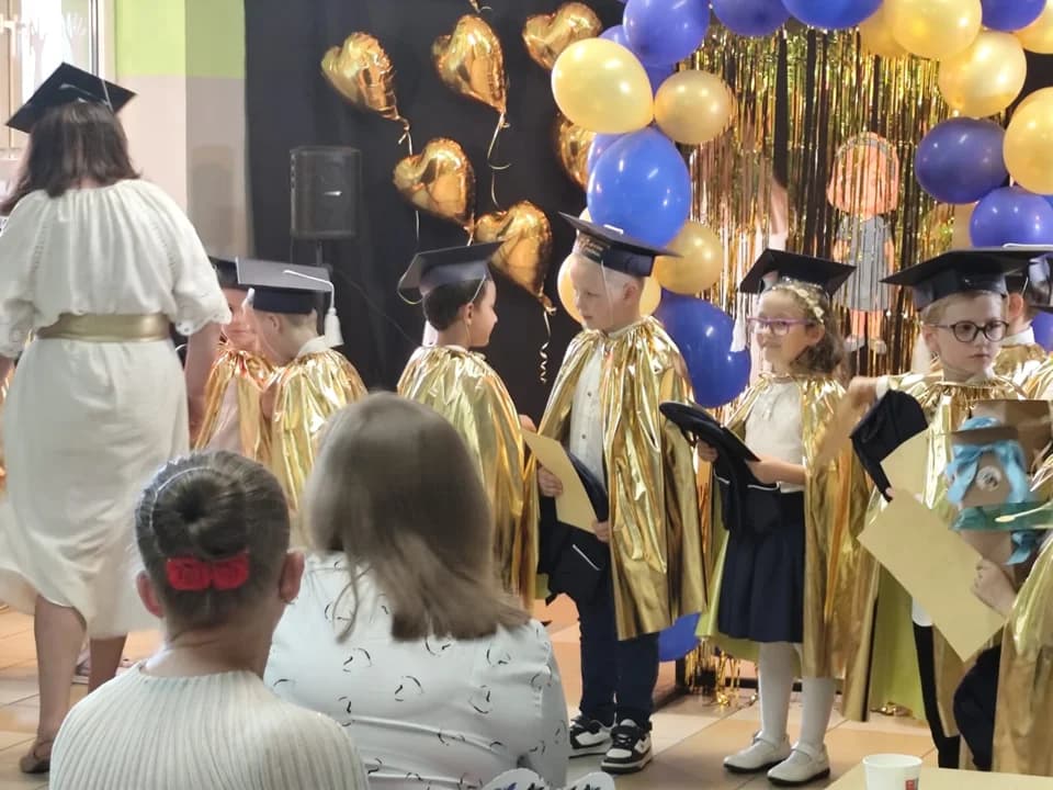 Niezapomniane pożegnanie w przedszkolu. „Tygryski” gotowe na szkolną przygodę — zdjęcie 4 z 110