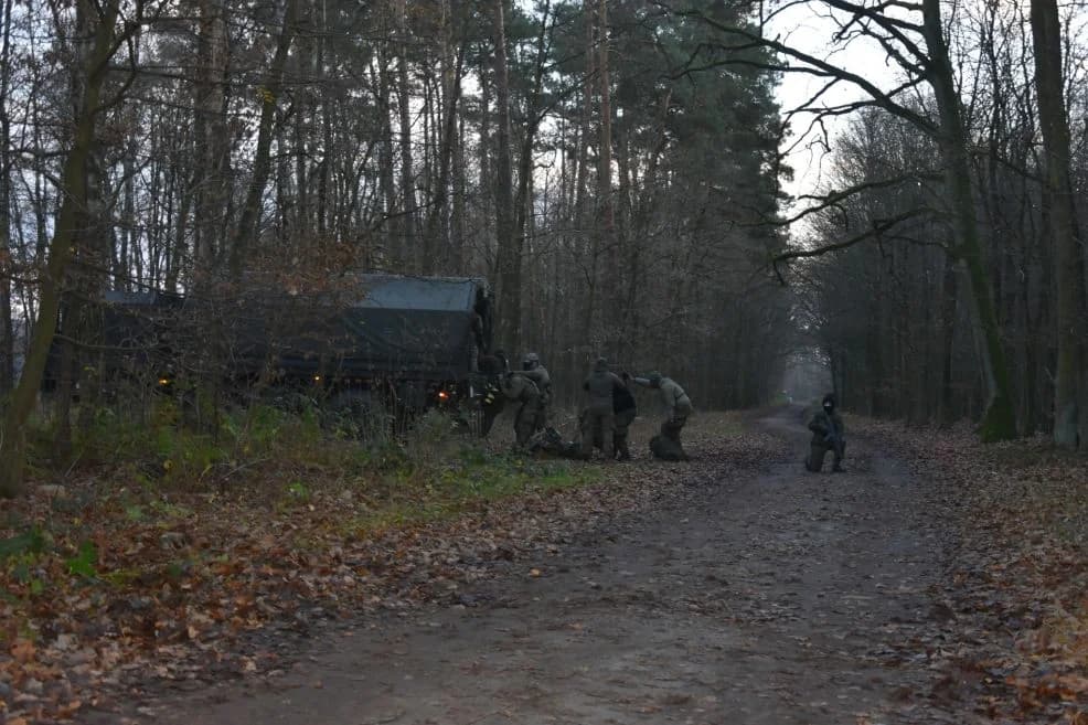 Szkolenie SERE w jarocińskich lasach — zdjęcie 3 z 28