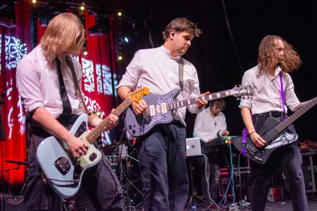 Rockowa uczta w JOK-u. Publicznością zawładnęły mocne riffy zespołu IRA [ZDJĘCIA] — zdjęcie 5 z 34