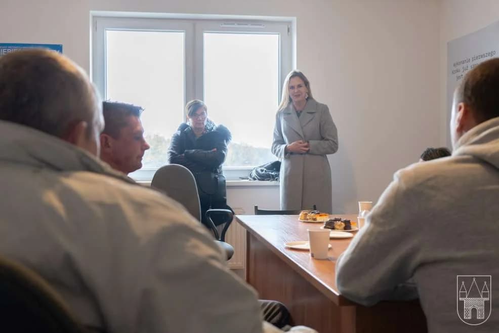 Otwarcie świetlicy socjoterapeutycznej w Wilczyńcu — zdjęcie 3 z 11