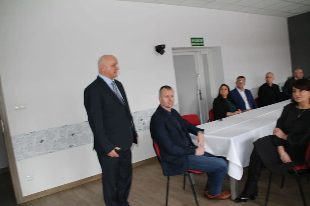 30 elektrycznie sterowanych łóżek trafiło do jarocińskiego szpitala — zdjęcie 2 z 28