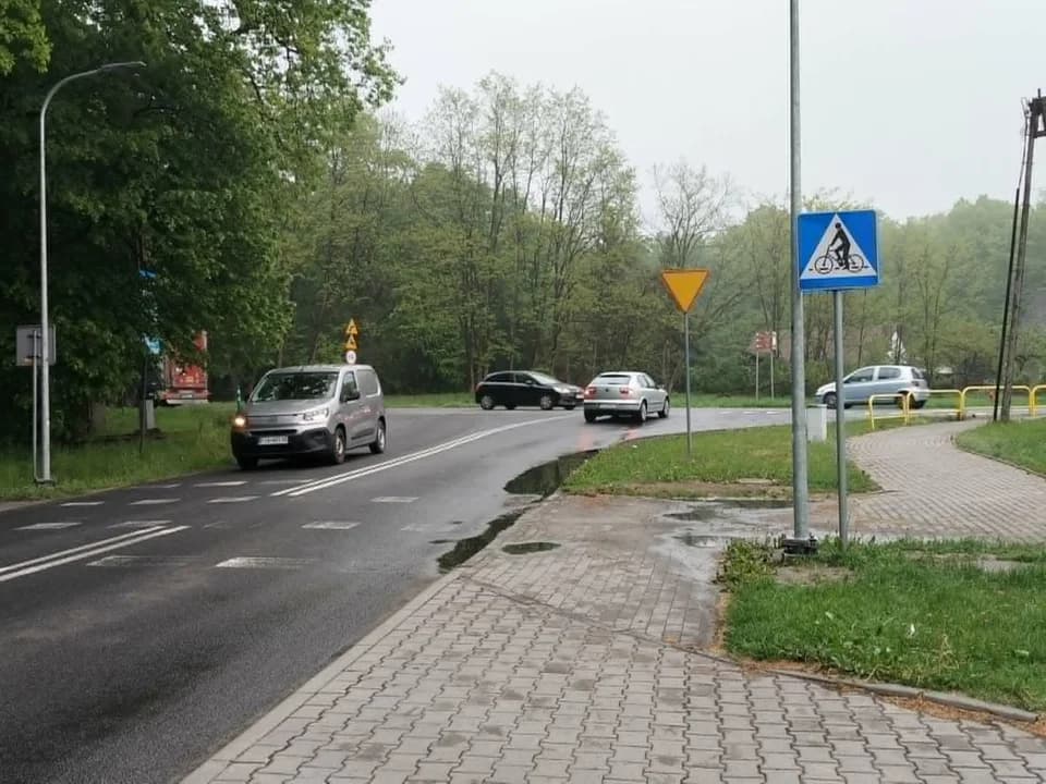 Zginęła 39-letnia Ania. Rowerzyści; „To miejsce, w którym widoczność jest tragiczna”