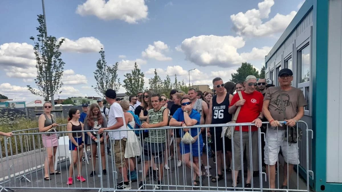 Bramki festiwalowe zostały otwarte. Już za chwilę początek pierwszego koncertu oraz oficjalne otwarcie imprezy.