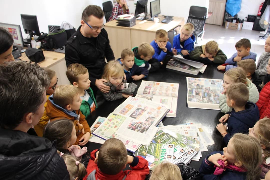 Dzieci z przedszkola w Żerkowie odwiedziły redakcję "Życia Pleszewa" [ZDJĘCIA]