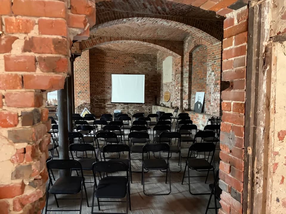 Browar zaczyna tętnić życiem. Odbyła się wyjątkowa premiera filmu. Jakie są dalsze plany wobec obiektu? — zdjęcie 5 z 14