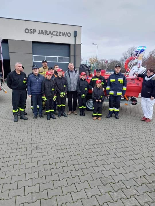 OSP Jaraczewo otrzymało łódź ratowniczą