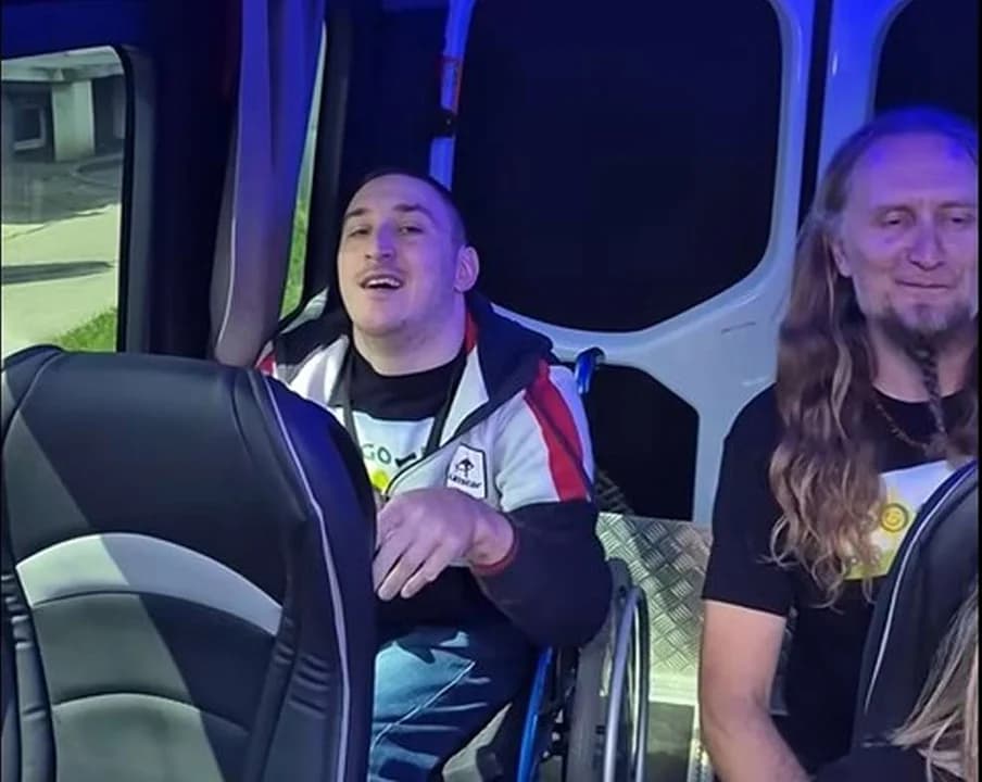 Jarocińska spółka Trans Pegaz kupiła nowego busa — zdjęcie 3 z 6