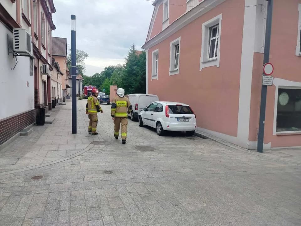 W Jarocinie miała miejsce akcja gaszenia butli z gazem — zdjęcie 4 z 4