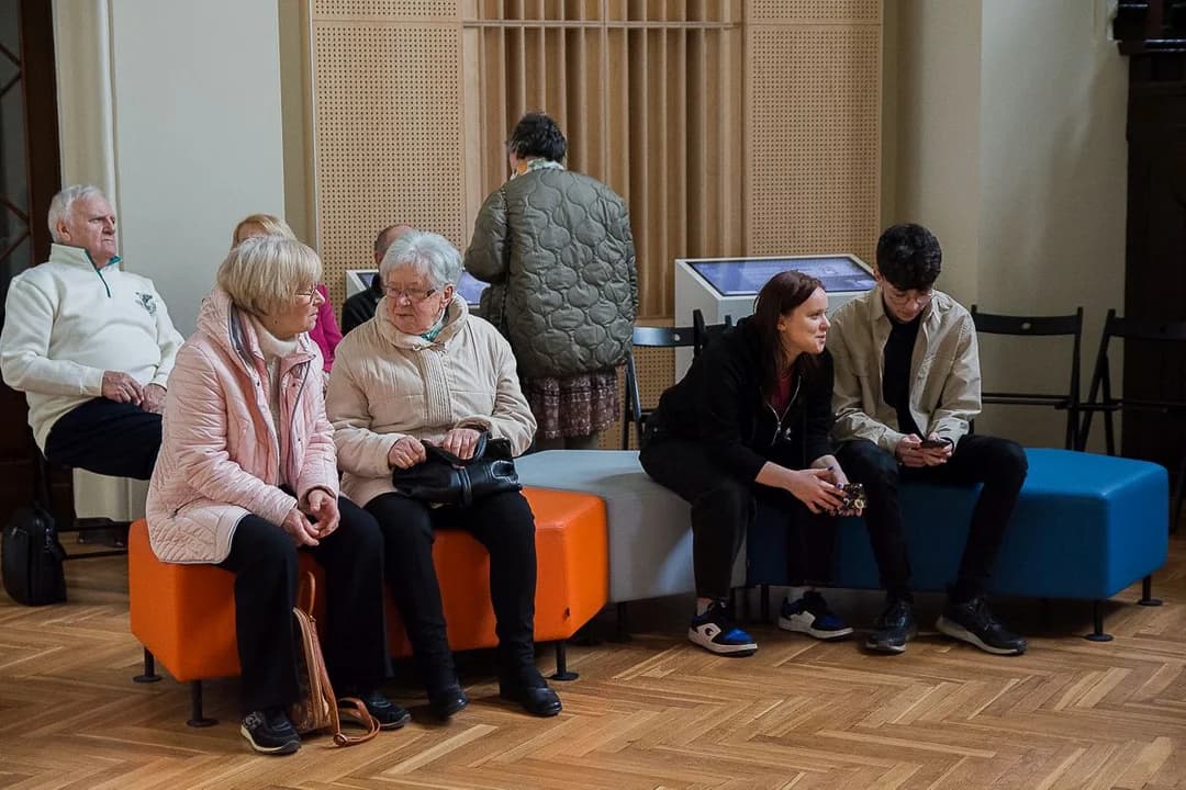 W muzeum otworzyli wystawę na 90-lecie franciszkanów w Jarocinie — zdjęcie 4 z 67