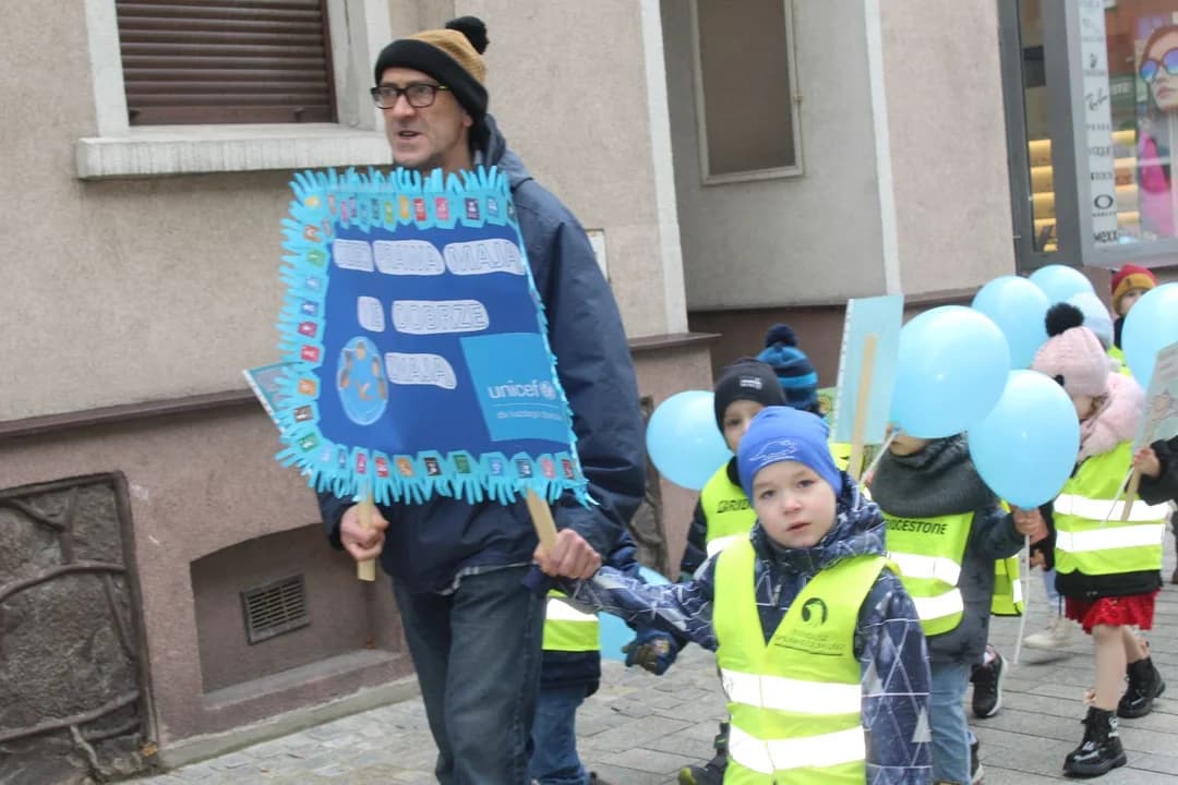 Obchody Międzynarodowego Dnia Praw Dziecka — zdjęcie 3 z 69