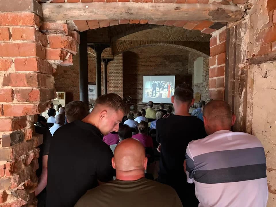 Browar zaczyna tętnić życiem. Odbyła się wyjątkowa premiera filmu. Jakie są dalsze plany wobec obiektu? — zdjęcie 4 z 14