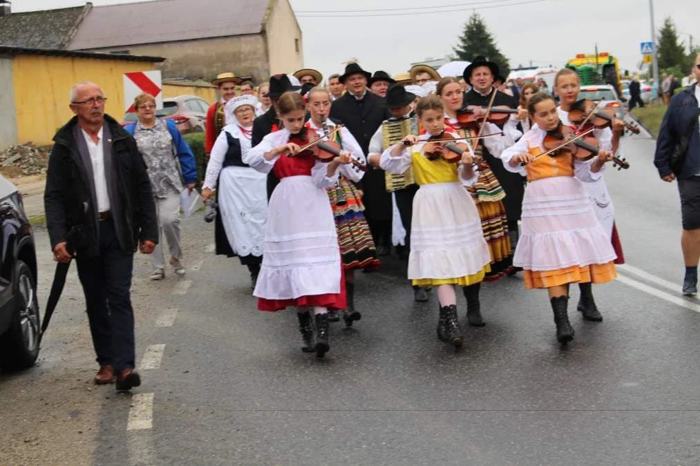 Dożynki w Jaraczewie z galą operetkową i dyskoteką już w niedzielę — zdjęcie 6 z 304