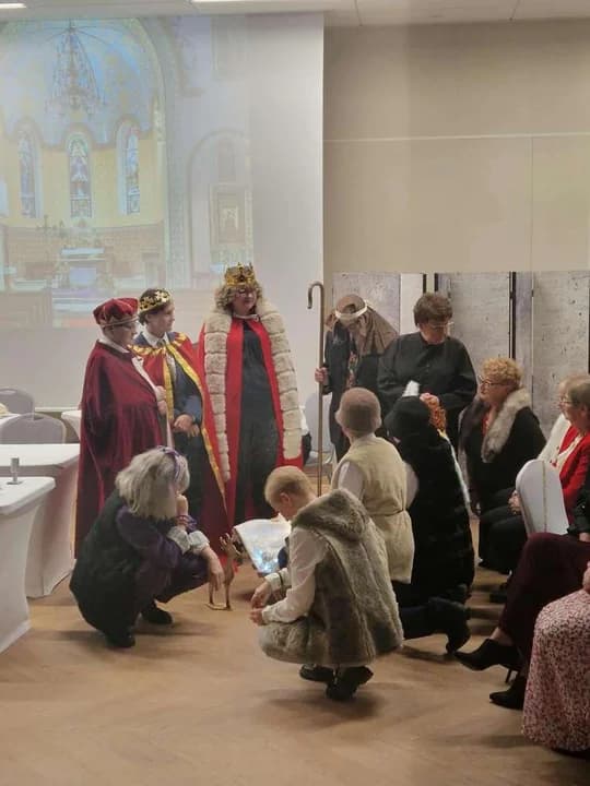Spotkanie wigilijne u jarocińskich Amazonek — zdjęcie 2 z 13
