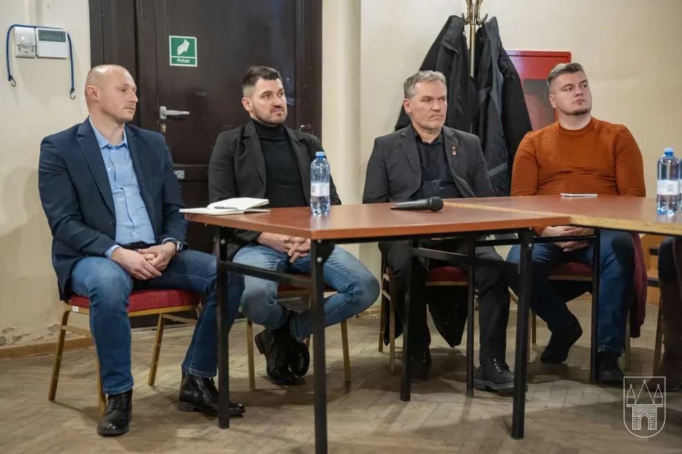 Wybory nowego sołtysa Mieszkowa — zdjęcie 5 z 33