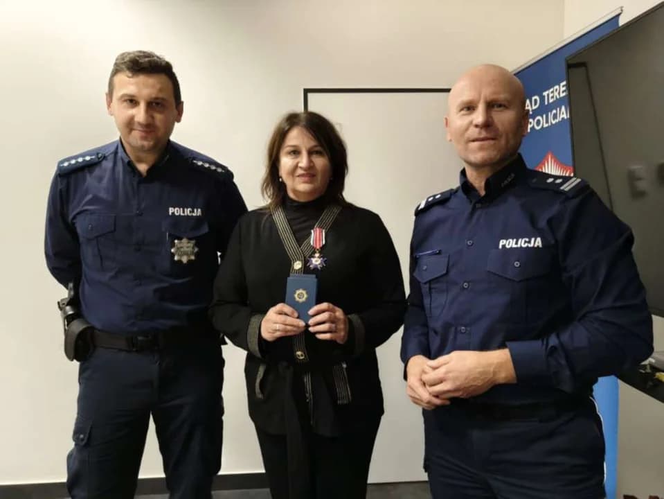Gala w komendzie policji. Wyjątkowy medal dla wicestarosty i stypendia dla uzdolnionych uczniów [ZDJĘCIA] — zdjęcie 5 z 5