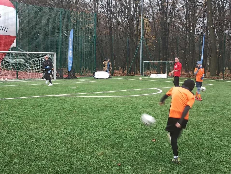 Sukces uczniów jarocińskiej „piątki” w Finale Ogólnopolskiego Turnieju „Z Orlika na Stadion” [ZDJĘCIA, SONDA]