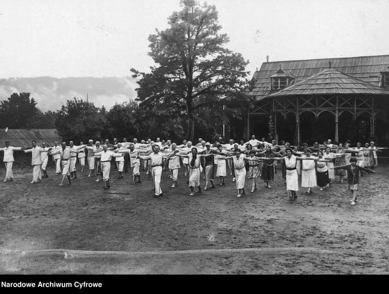 Lecznica doktora Apolinarego Tarnawskiego w Kosowie, rok 1931.