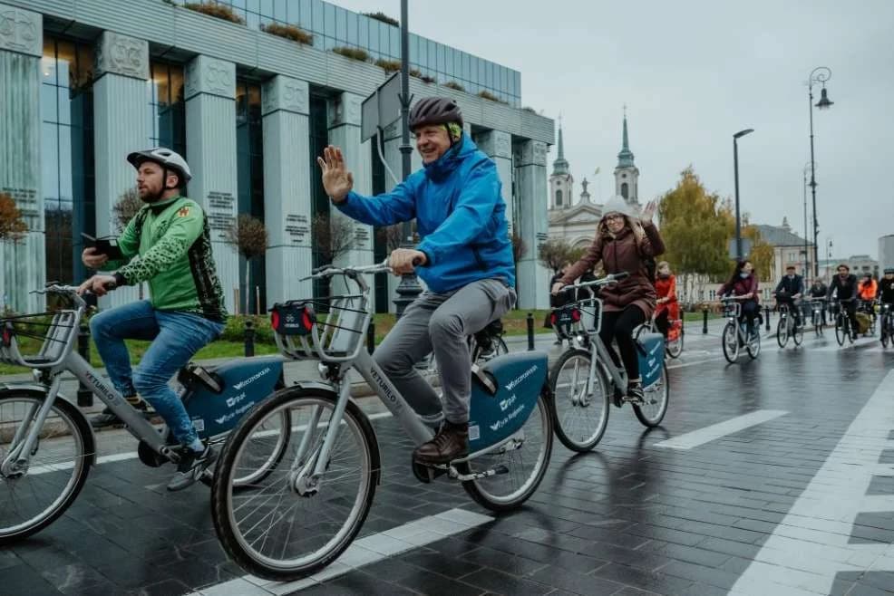 Grupa jarociniaków uczestniczyła w szczycie rowerowym w Warszawie [ZDJĘCIA, SONDA]