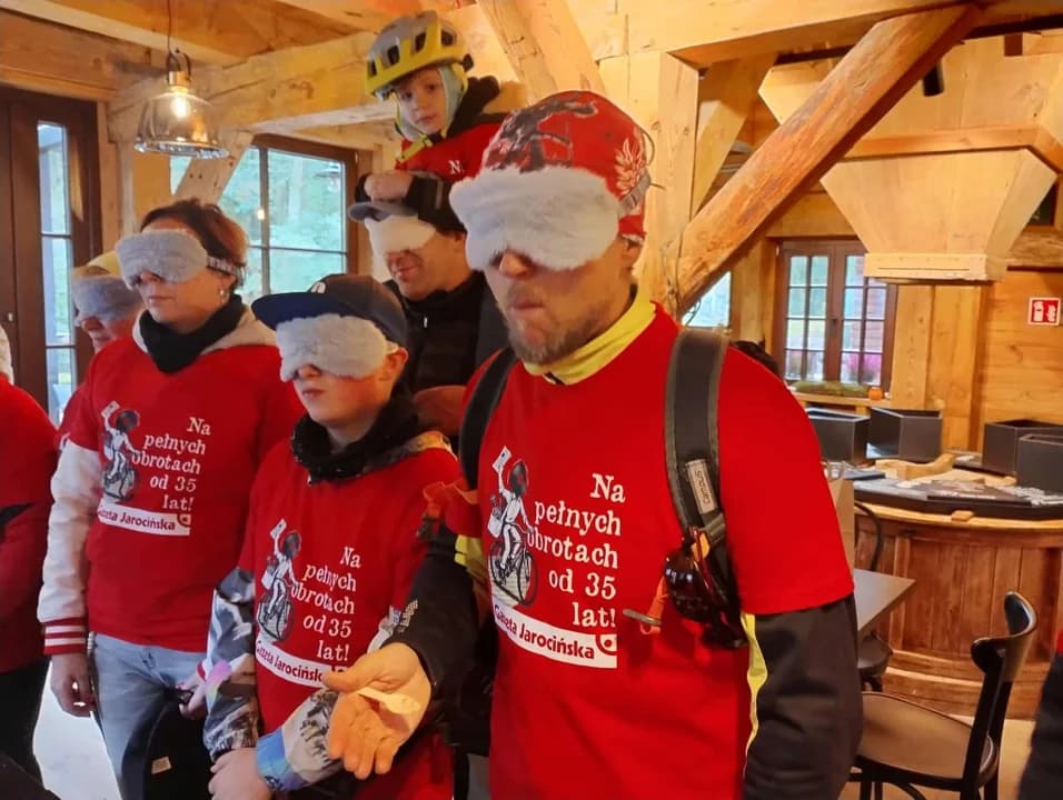 35 km na 35-lecie. Wyjątkowe urodziny „Gazety Jarocińskiej”. Niedzielne podchody z RoweLOVE Jarocin [ZDJĘCIA]