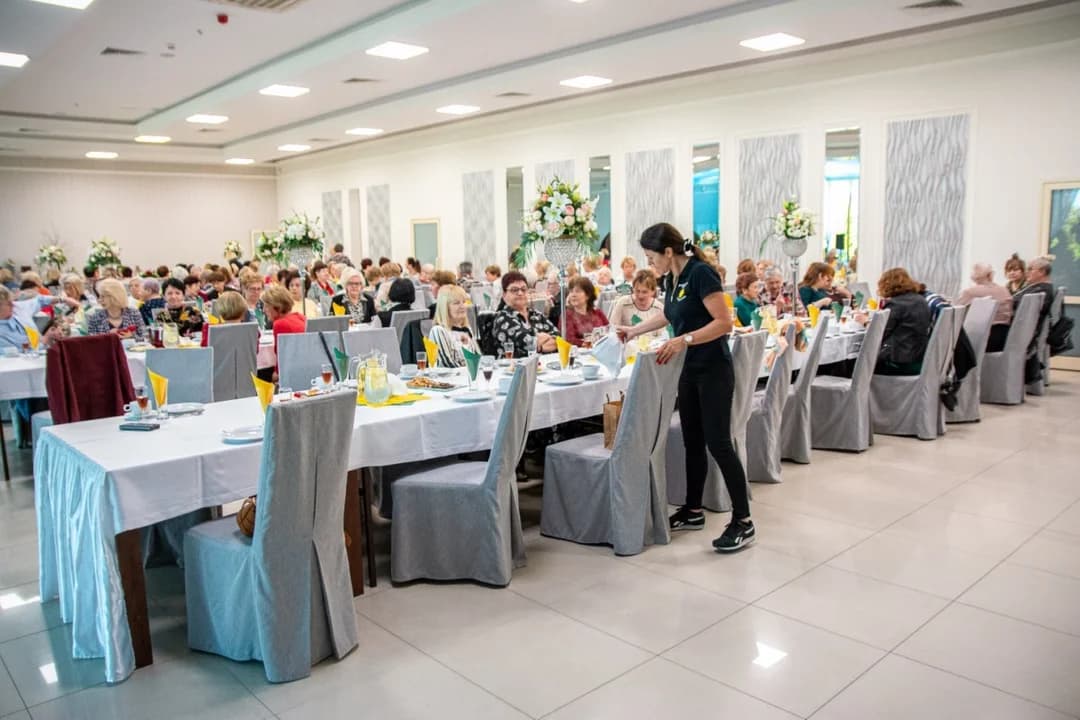 Panie świętowały Dzień Kobiet w restauracji Słoneczna — zdjęcie 2 z 69