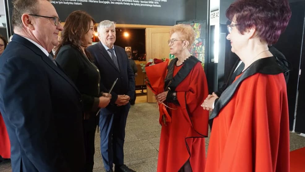 135 lat śpiewu w Jarocinie! Chór Barwickiego świętuje z odznaczeniami [ZOBACZ ZDJĘCIA]