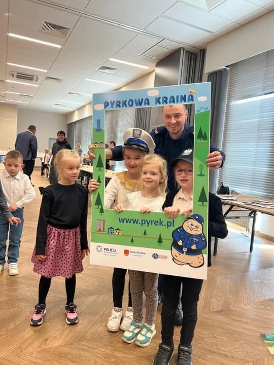 Przedszkolaki z Jarocina i Potarzycy najlepsze w konkursie z sierżantem Pyrkiem — zdjęcie 2 z 13