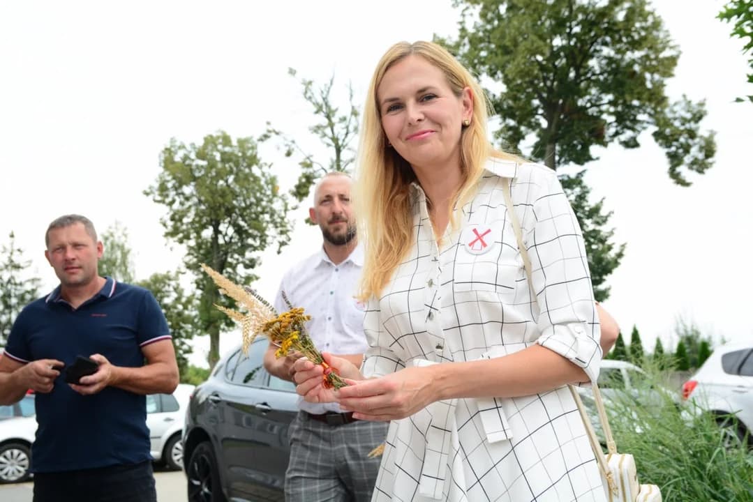 W Łuszczanowie dziękują za plony. Festyn z zabawą taneczną i koncertami [ZDJĘCIA] — zdjęcie 3 z 58